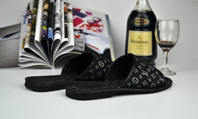 2017 LU slippers man 38-46-285